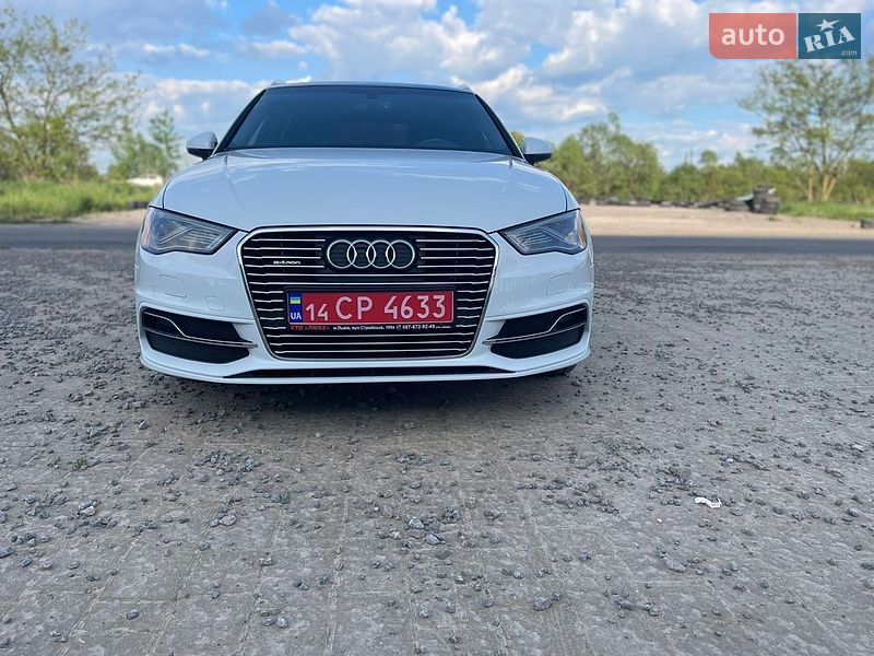 Хетчбек Audi A3 2016 в Львові