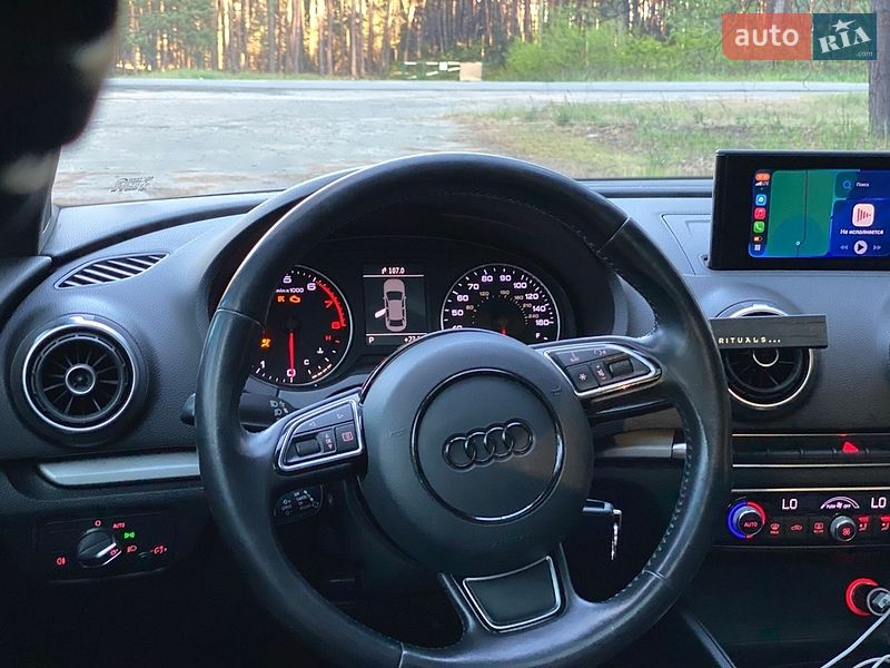 Седан Audi A3 2015 в Киеве