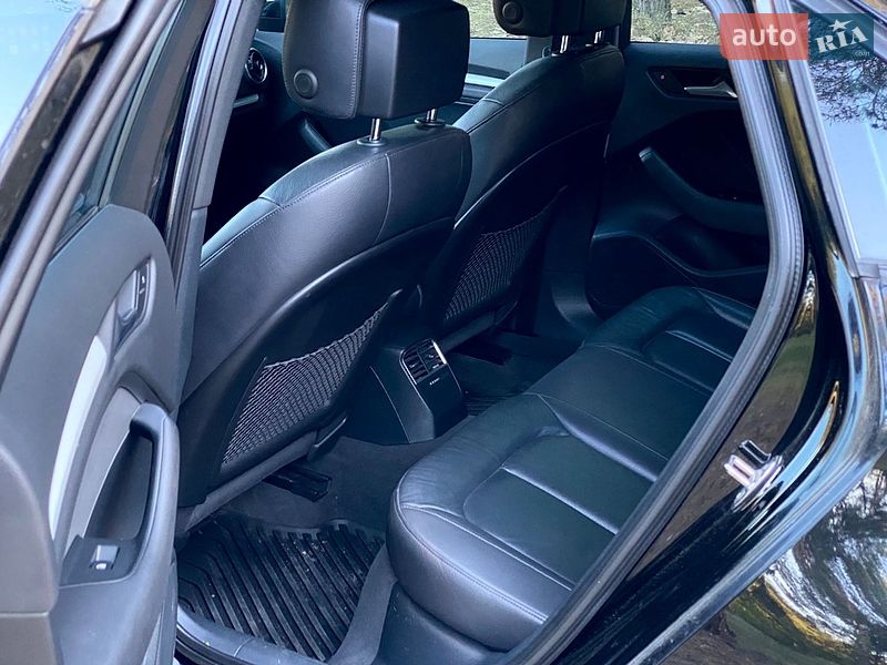 Седан Audi A3 2015 в Киеве