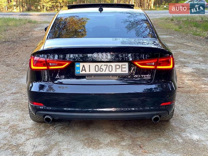 Седан Audi A3 2015 в Киеве