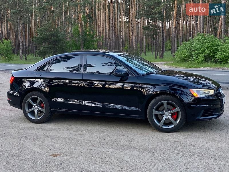 Седан Audi A3 2015 в Киеве