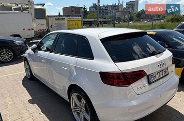 Хэтчбек Audi A3 2015 в Измаиле