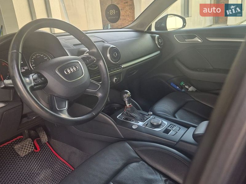 2015 Audi A3, VIN WAUZZZ8V8GA039602:plate — фото 1 (autoria)