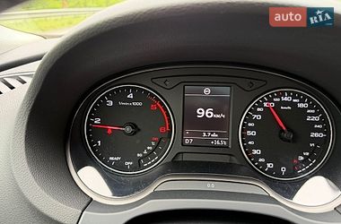 Седан Audi A3 2015 в Киеве