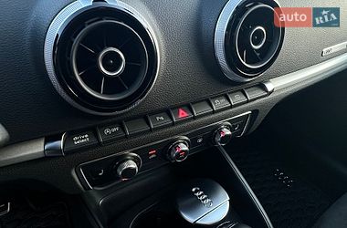Хетчбек Audi A3 2016 в Києві