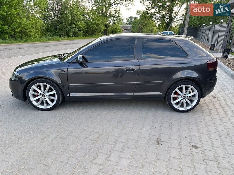 Хетчбек Audi A3 2004 в Красилові