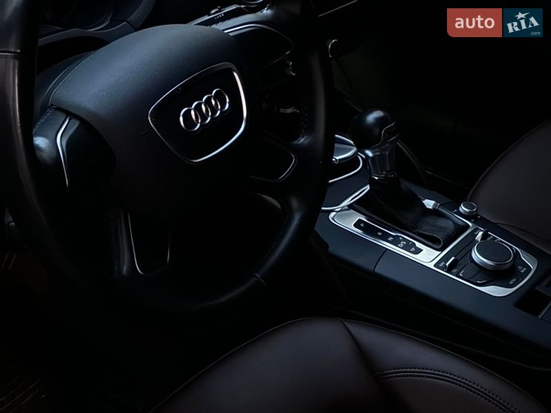 Седан Audi A3 2016 в Киеве