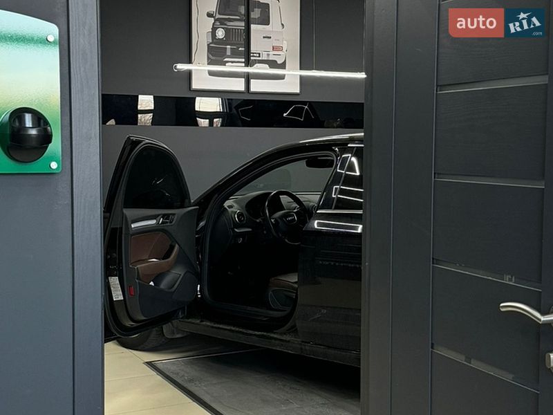 Седан Audi A3 2016 в Киеве