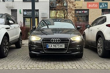 Седан Audi A3 2016 в Киеве