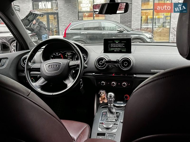 Седан Audi A3 2016 в Киеве