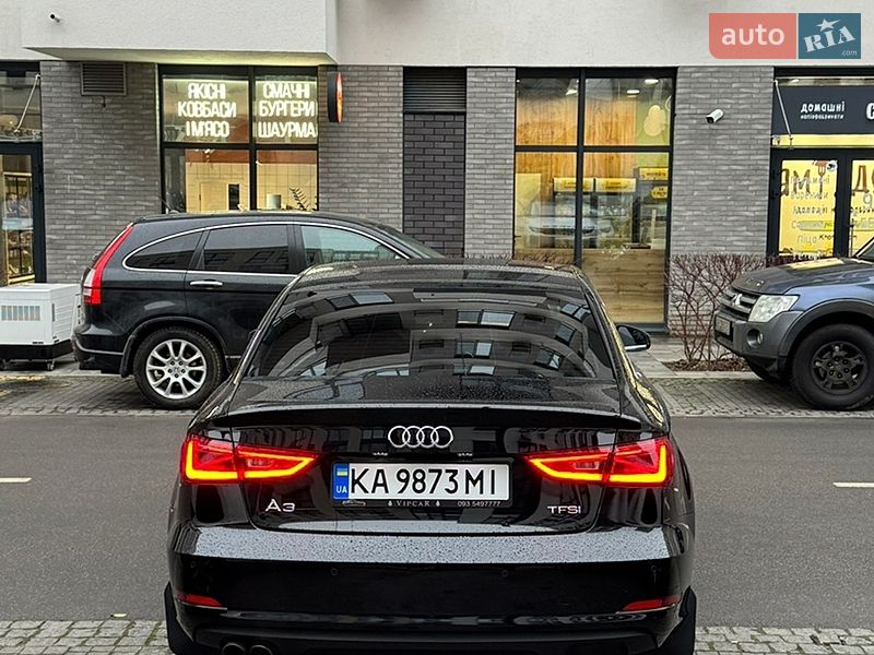 Седан Audi A3 2016 в Киеве