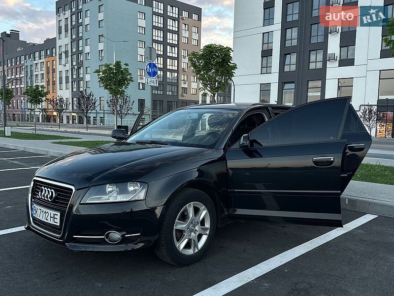 Хэтчбек Audi A3 2012 в Ровно