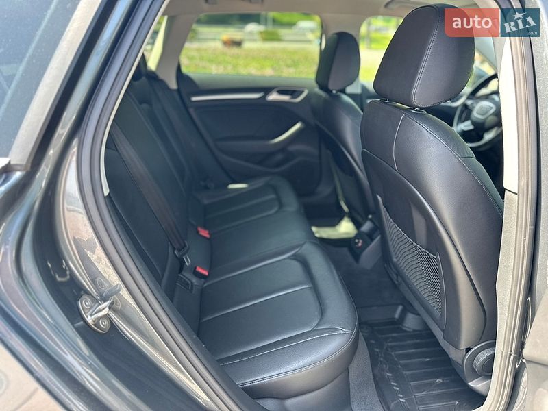 Хэтчбек Audi A3 2015 в Киеве