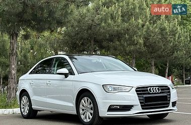 Седан Audi A3 2015 в Одессе