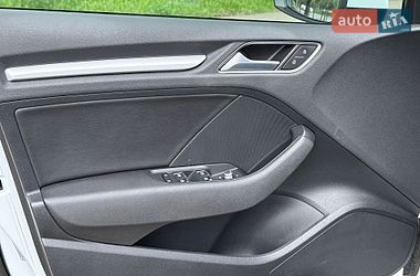 Седан Audi A3 2015 в Одессе
