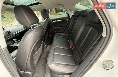 Седан Audi A3 2015 в Одессе