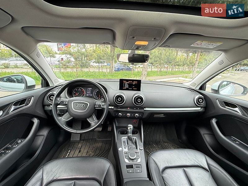 Седан Audi A3 2015 в Одессе
