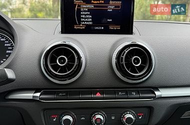 Седан Audi A3 2015 в Одессе