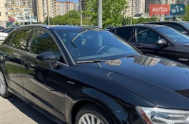 Хетчбек Audi A3 2016 в Києві