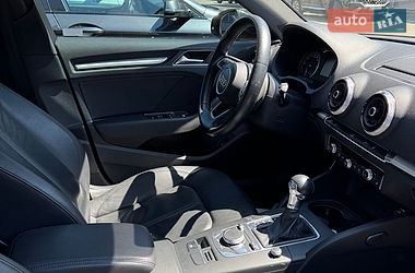 Хетчбек Audi A3 2016 в Києві