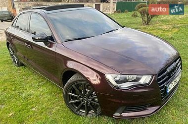 Седан Audi A3 2014 в Запоріжжі