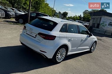 Хетчбек Audi A3 2017 в Луцьку