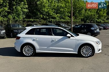 Хетчбек Audi A3 2017 в Луцьку фото 6 Хетчбек Audi A3 2017 в Луцьку