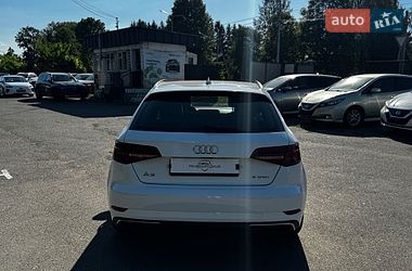 Хетчбек Audi A3 2017 в Луцьку