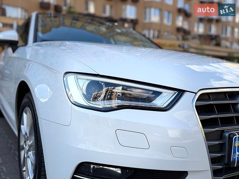 Хэтчбек Audi A3 2015 в Киеве