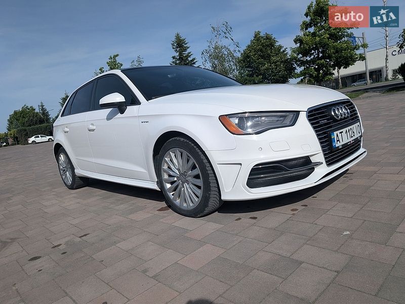 Хэтчбек Audi A3 2015 в Ивано-Франковске