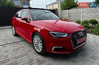 Хетчбек Audi A3 2017 в Вінниці