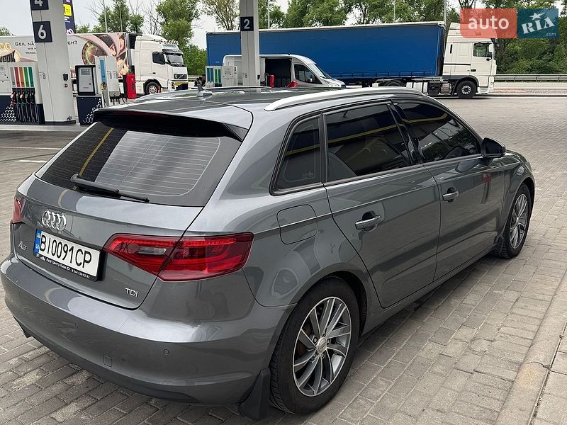 Хэтчбек Audi A3 2016 в Полтаве