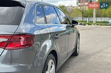 Хетчбек Audi A3 2013 в Чернівцях