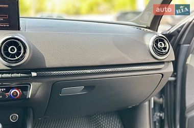 Хетчбек Audi A3 2013 в Чернівцях