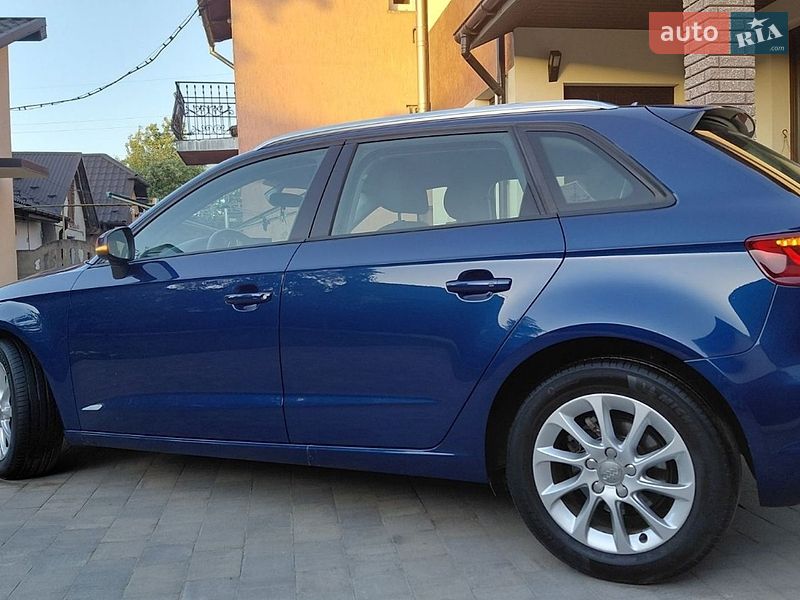 Хетчбек Audi A3 2014 в Бориславі