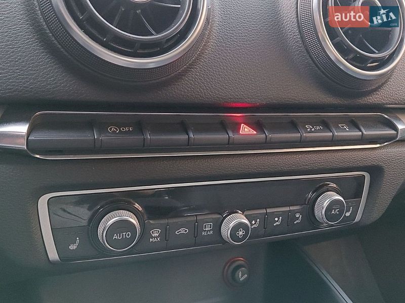 Хетчбек Audi A3 2014 в Бориславі