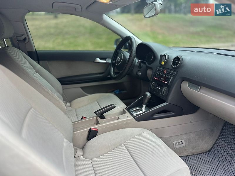 Хетчбек Audi A3 2004 в Слов'янську