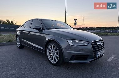Седан Audi A3 2016 в Киеве