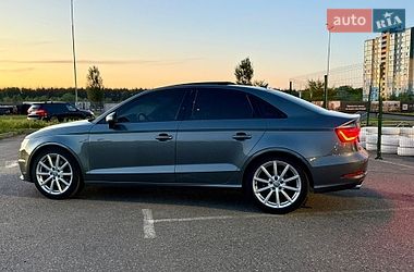Седан Audi A3 2016 в Киеве