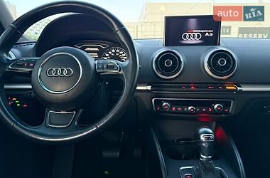 Седан Audi A3 2016 в Киеве
