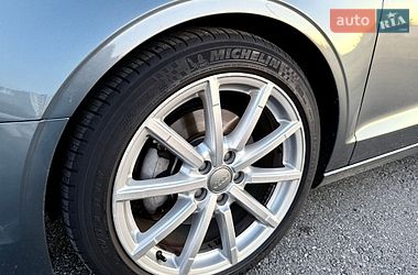 Седан Audi A3 2016 в Киеве