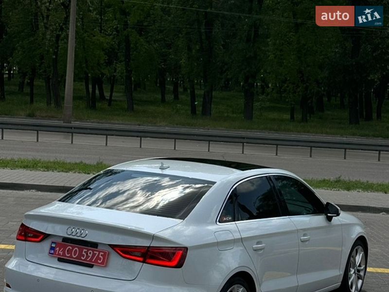 Седан Audi A3 2014 в Дніпрі