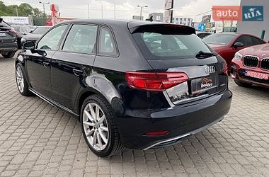 Хетчбек Audi A3 2016 в Львові