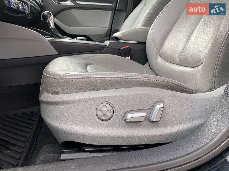 Хетчбек Audi A3 2016 в Львові