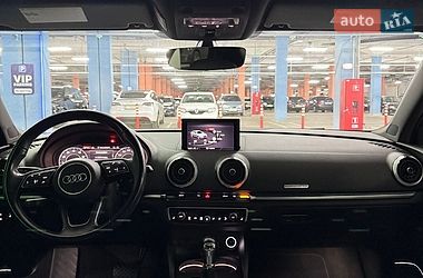 Седан Audi A3 2018 в Києві фото 12 Седан Audi A3 2018 в Києві