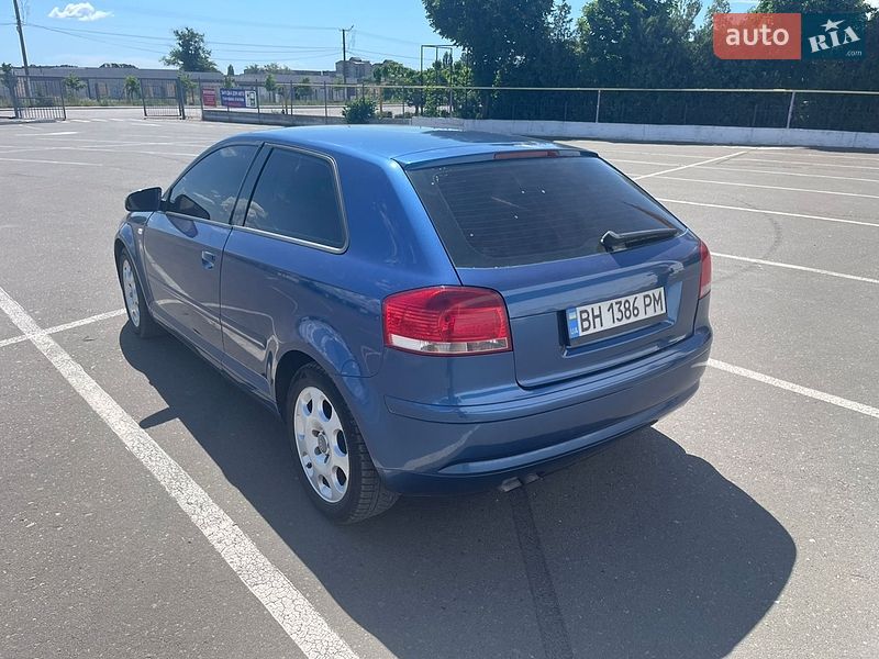 Хэтчбек Audi A3 2004 в Белгороде-Днестровском