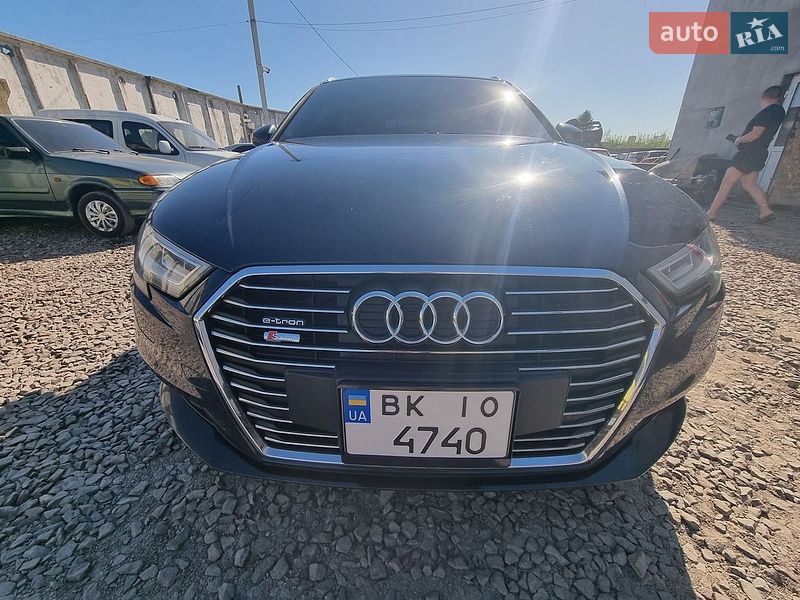 Хетчбек Audi A3 2017 в Кременці фото 39 Хетчбек Audi A3 2017 в Кременці