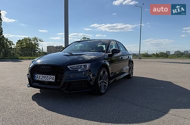Седан Audi A3 2017 в Харкові