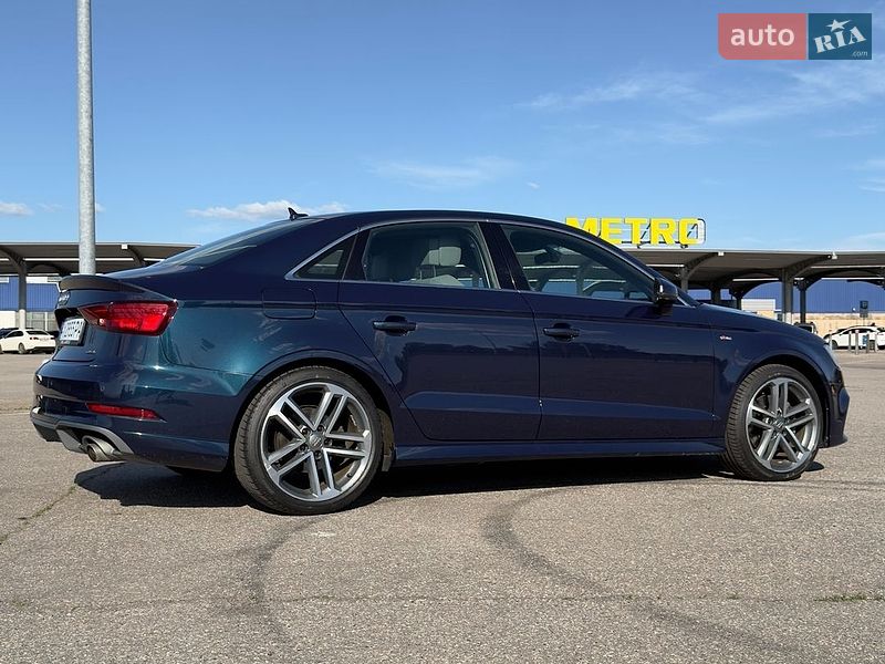 Седан Audi A3 2017 в Харкові