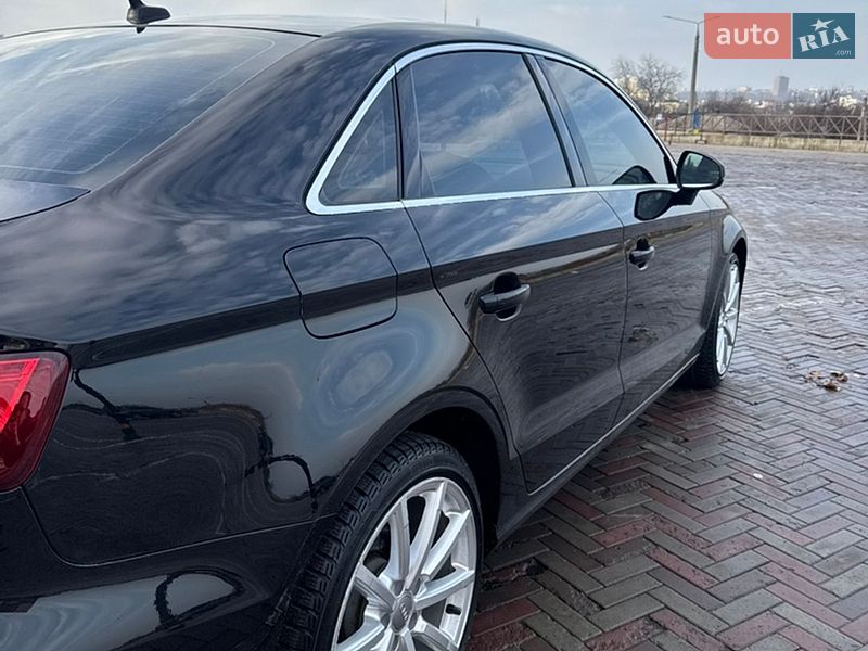Седан Audi A3 2014 в Харкові